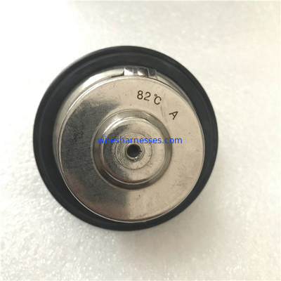 Thermostat de liquide réfrigérant du moteur S6D105