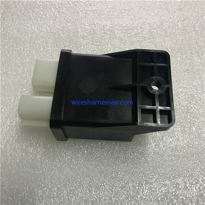 119953-77900 boîte de relais de fusible de démarreur de Yanmar pour le moteur 4TNV98 4TNV94